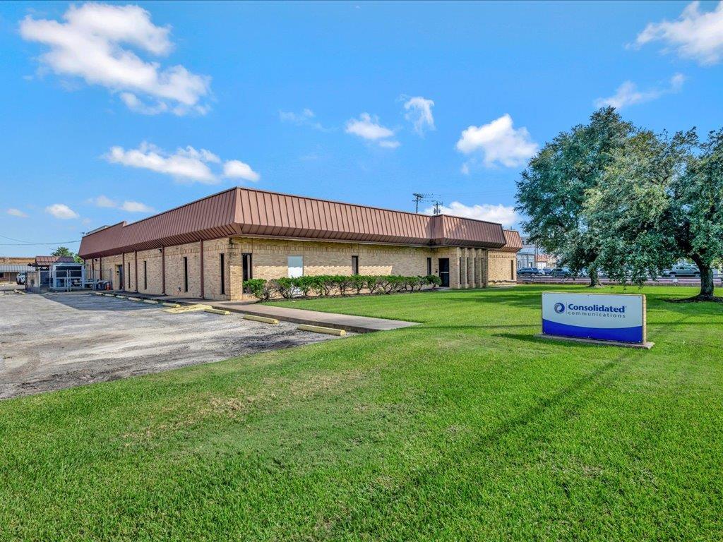 202 N Angelina Ave, Lufkin, TX à vendre Photo du bâtiment- Image 1 de 32