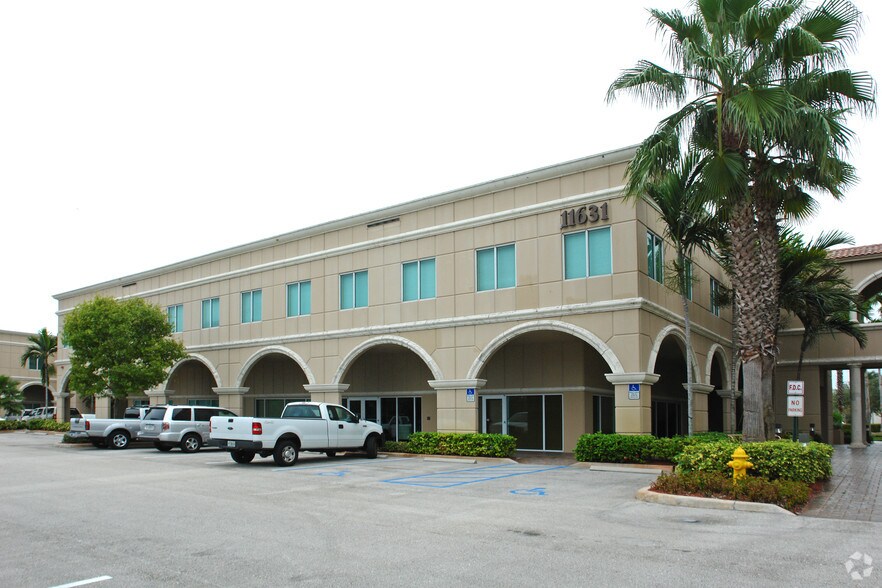 11631 Kew Gardens Ave, Palm Beach Gardens, FL for sale - Building Photo - Image 2 of 5