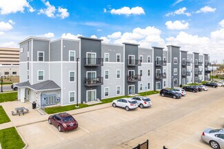 Plus de détails pour 320 W 3rd St N, Newton, IA - Multi-résidentiel à vendre