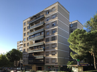 Plus de détails pour Calle Sierra de Alcubierre, 2, Alcorcón - Multi-résidentiel à vendre