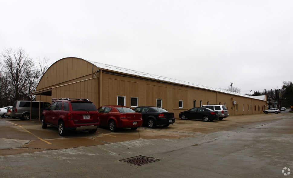 780 W Park Ave, Mansfield, OH à vendre - Photo du bâtiment - Image 2 de 13