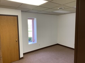 999 Rush Henrietta Town Line Rd, Rush, NY for lease Interior Photo- Image 2 of 6