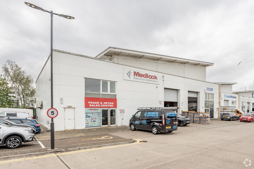 11 Roman Farm Rd, Bristol for lease - Primary Photo - Image 1 of 10