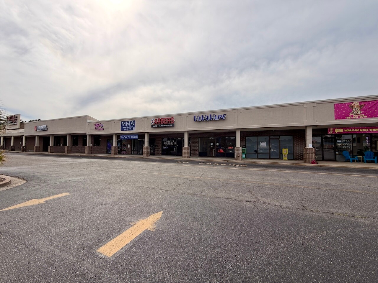1756-1784 Highway 17 N, Surfside Beach, SC for lease Interior Photo- Image 1 of 3