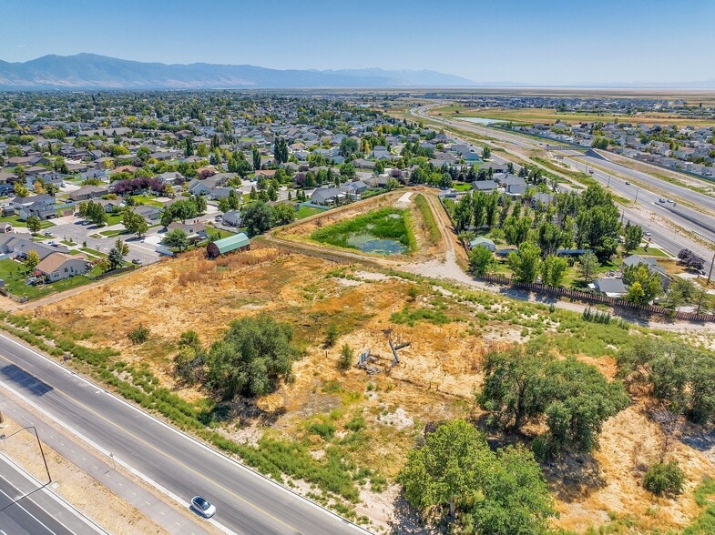 2679 W 1700 S, Syracuse, UT à vendre - Photo du bâtiment - Image 3 de 7