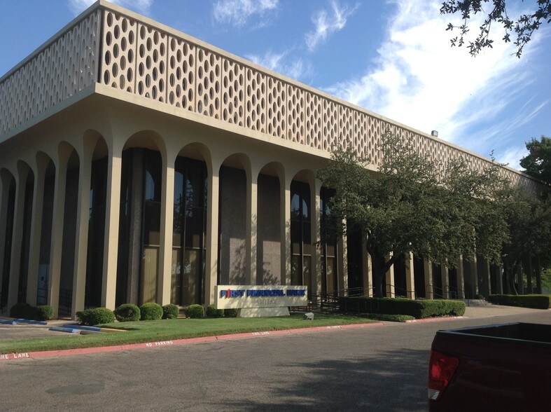 3300 S 14th St, Abilene, TX à louer - Photo du bâtiment - Image 2 de 3