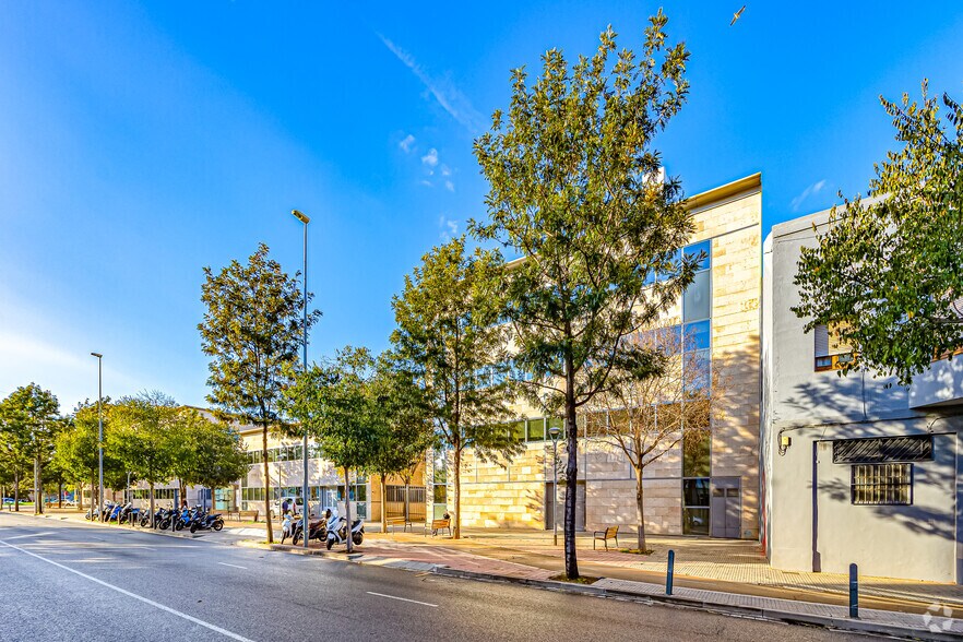 Carretera Hospitalet, 147, Cornellà de Llobregat, Barcelona for lease - Building Photo - Image 3 of 4