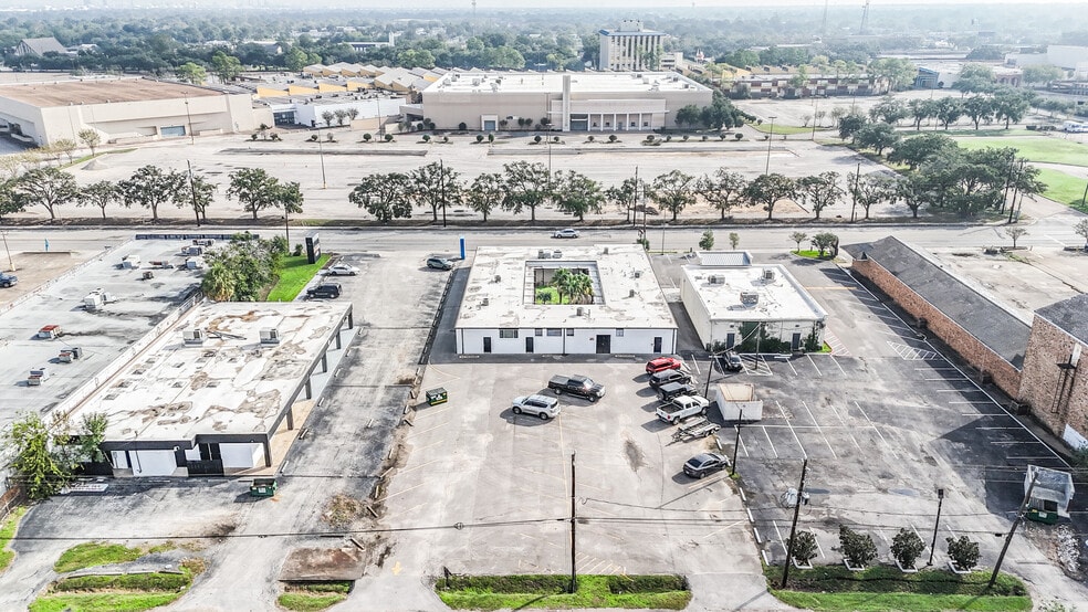 1022 Pasadena Blvd, Pasadena, TX for lease - Building Photo - Image 3 of 78