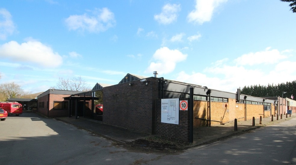 Spring Ln S, Malvern for lease - Building Photo - Image 3 of 12