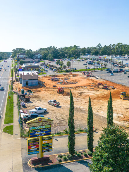 2018 W Pensacola St, Tallahassee, FL à vendre - Photo du bâtiment - Image 1 de 1