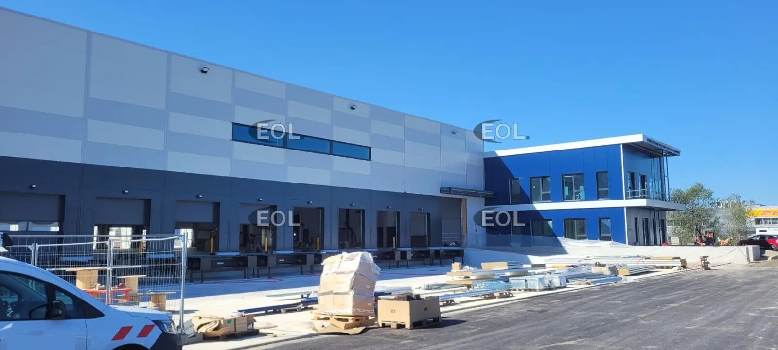 Industrial in Colombier-Saugnieu for lease Building Photo- Image 1 of 7