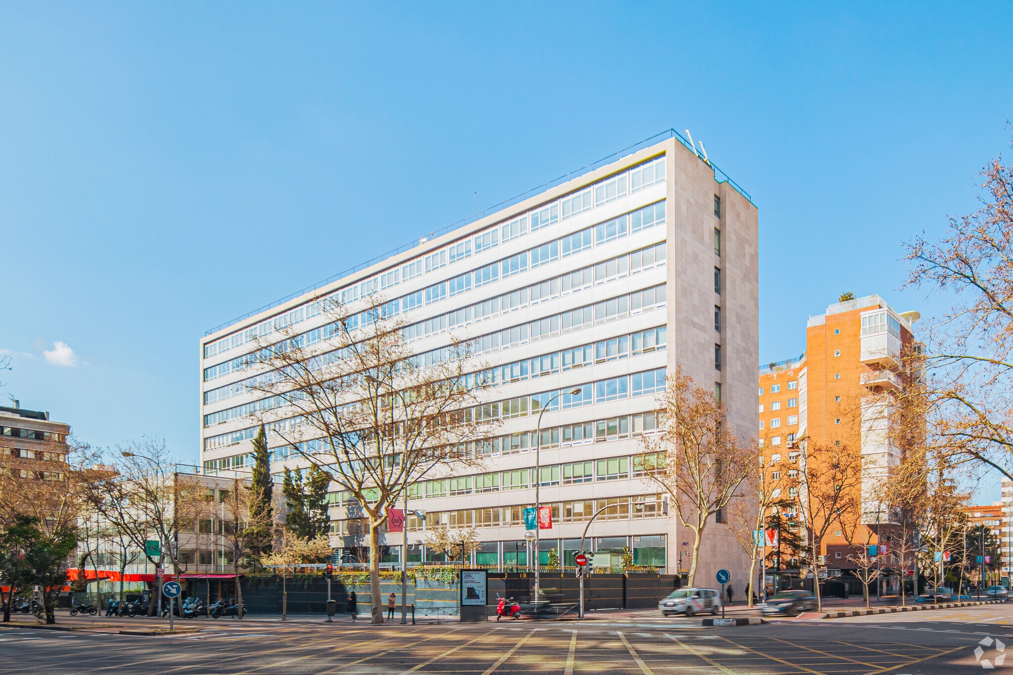 Calle de María de Molina, 39, Madrid, Madrid for lease Building Photo- Image 1 of 26