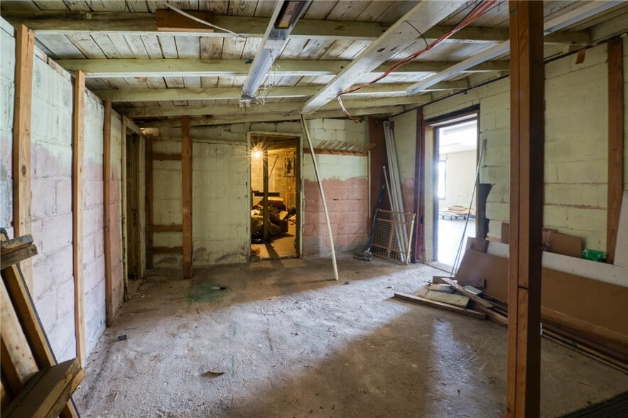 810 Sportin Life Ln, Westminster, SC for sale - Building Photo - Image 3 of 26