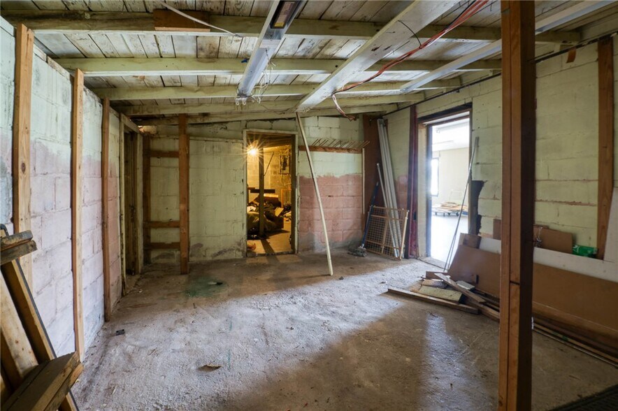 810 Sportin Life Ln, Westminster, SC à vendre - Photo du bâtiment - Image 3 de 26