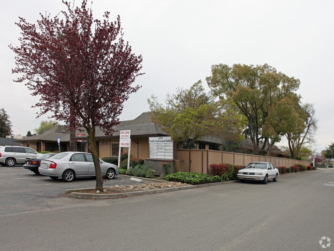 4255 Pacific Ave, Stockton, CA for lease Building Photo- Image 1 of 6