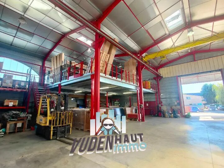 Industrial in Beauzelle for sale - Primary Photo - Image 1 of 9