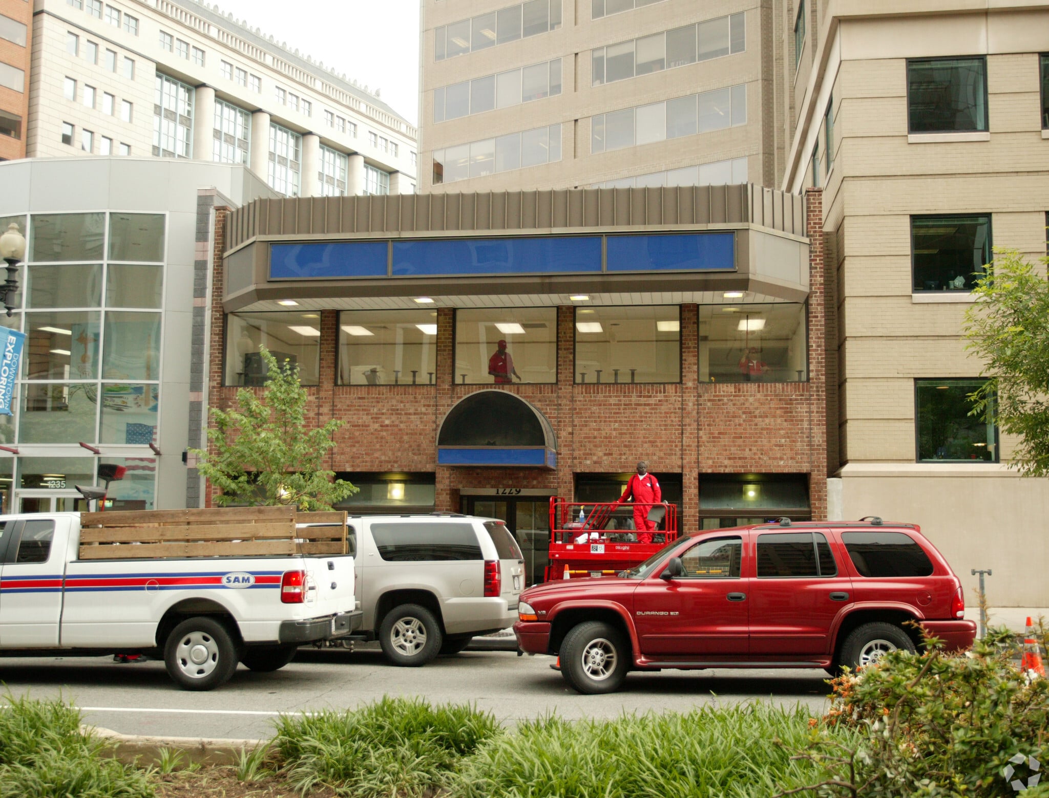 1229 New York Ave NW, Washington, DC for lease Building Photo- Image 1 of 9