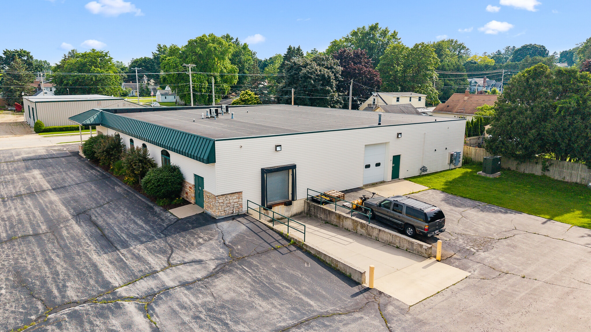 1828 Park Ave, New Holstein, WI for sale Building Photo- Image 1 of 60