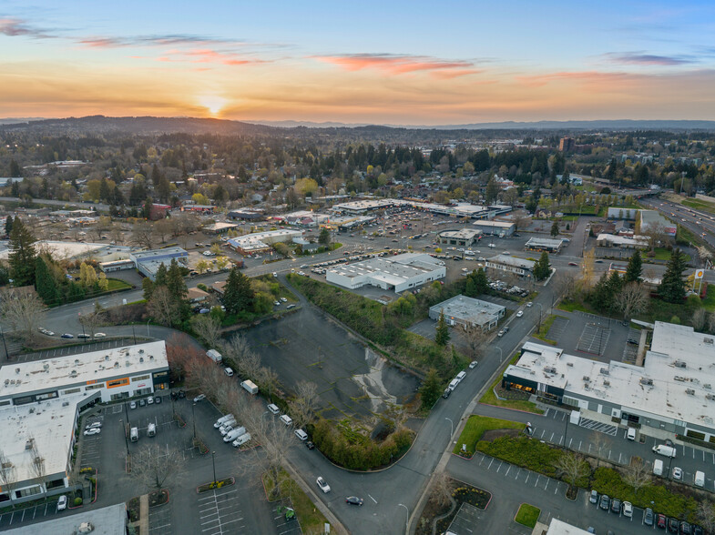 SW Pacific Hwy, Tigard, OR for sale - Primary Photo - Image 2 of 3