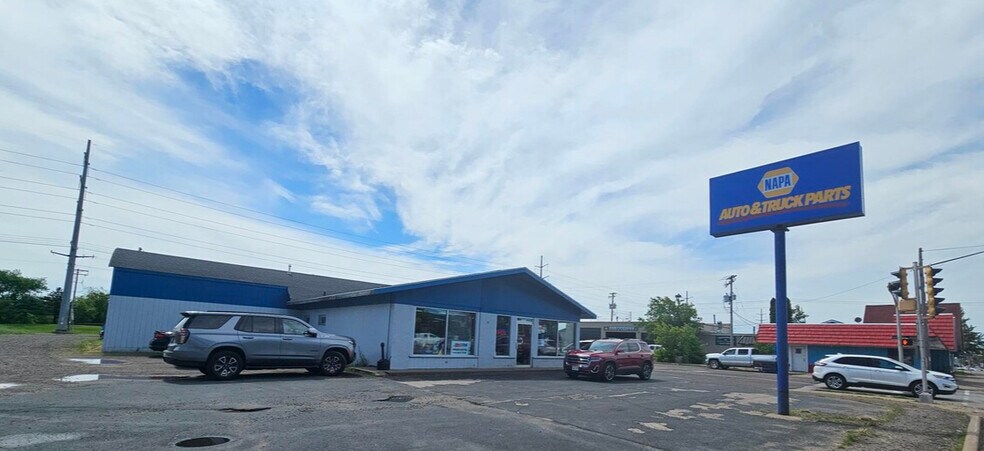 15779 US Highway 63, Hayward, WI à vendre - Photo du bâtiment - Image 3 de 8