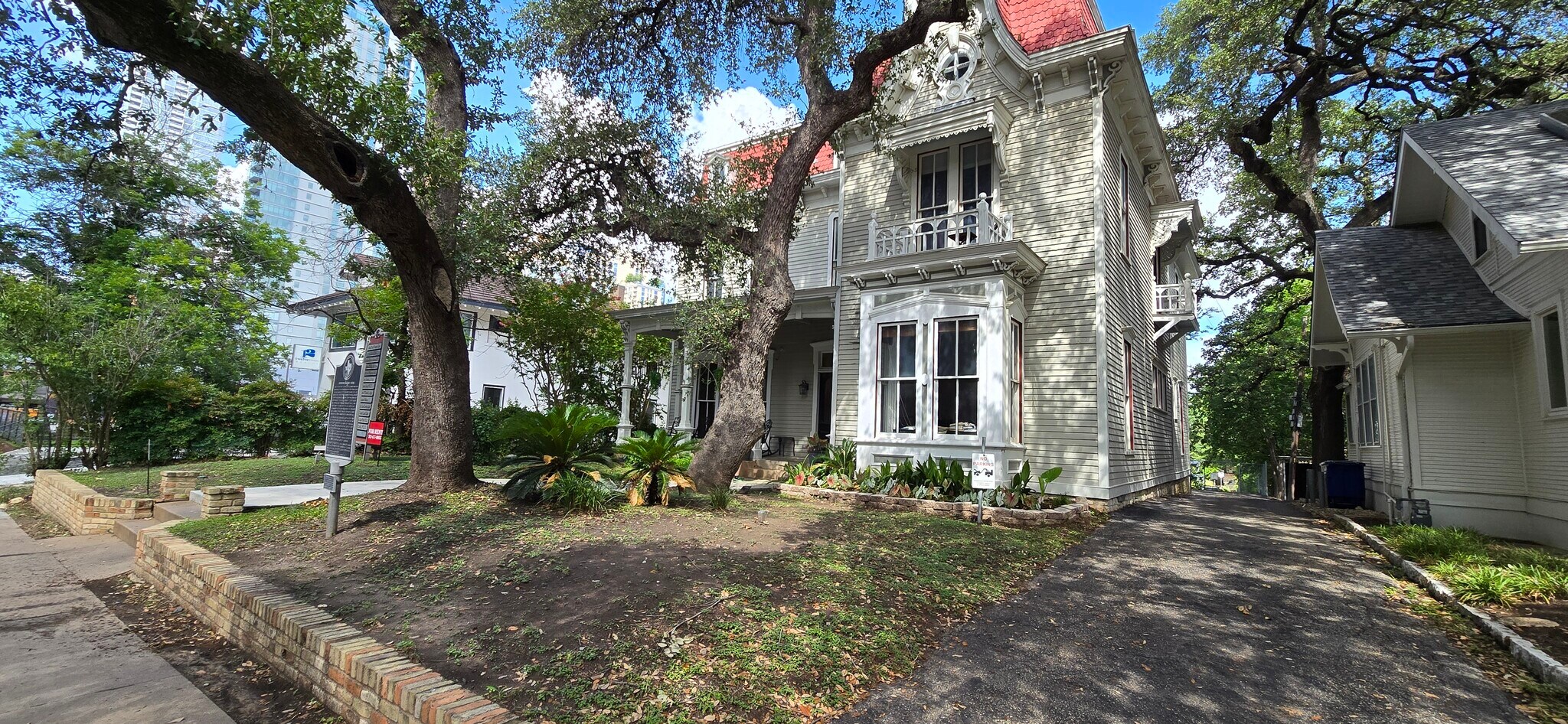 702 Rio Grande St, Austin, TX à louer Photo principale- Image 1 de 10