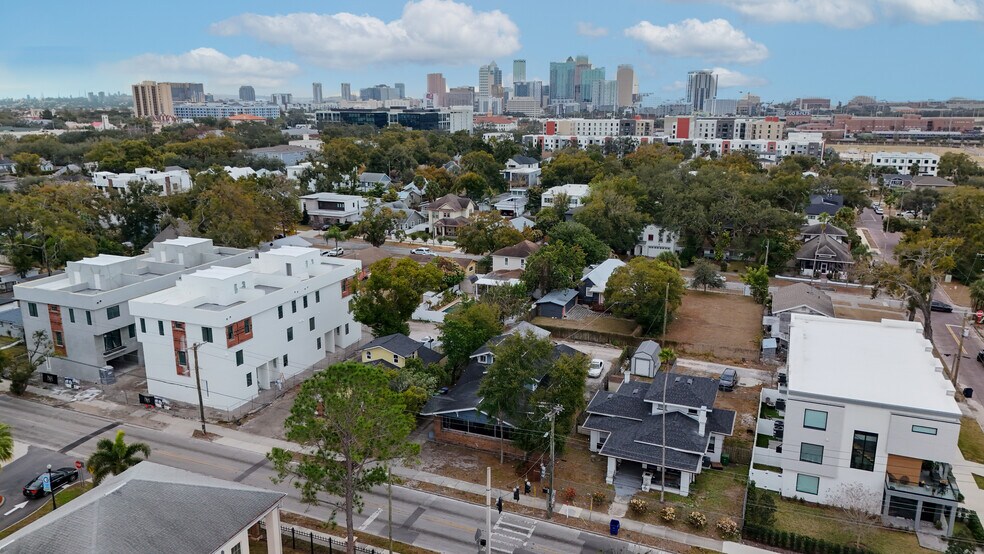 316 W Columbus Dr, Tampa, FL à vendre - Photo du bâtiment - Image 2 de 33