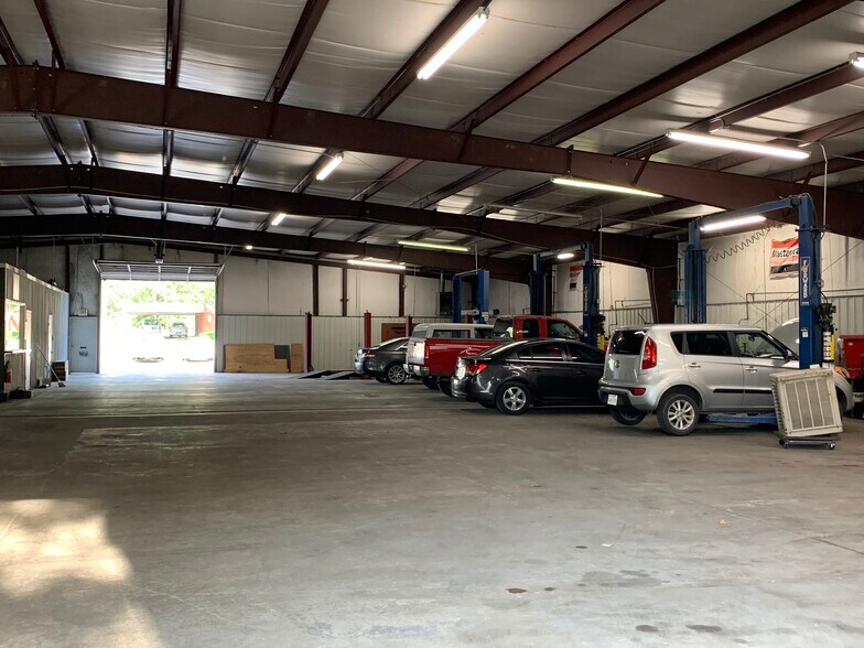 1510 Washington St, Commerce, TX à louer - Photo du bâtiment - Image 2 de 32