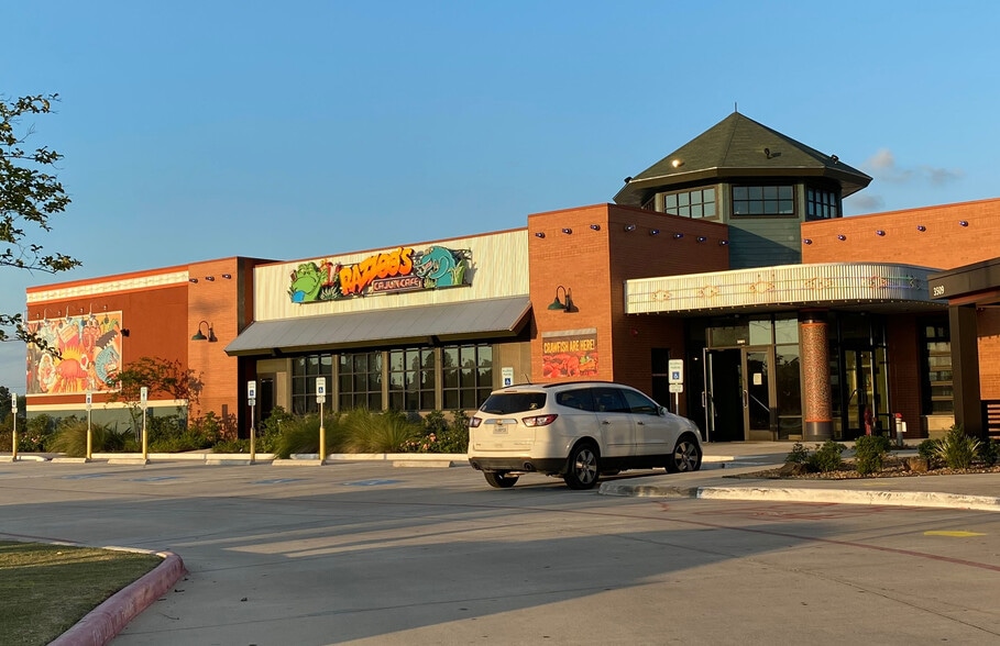 3501 E Sam Houston Pky S, Pasadena, TX for lease - Building Photo - Image 2 of 5