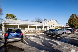 Plus de détails pour 631 Montauk Hwy, West Islip, NY - Bureau à louer