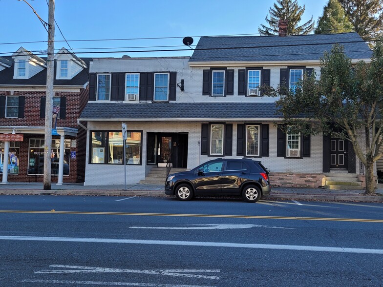 68 E Main St, Mount Joy, PA for sale - Building Photo - Image 1 of 1