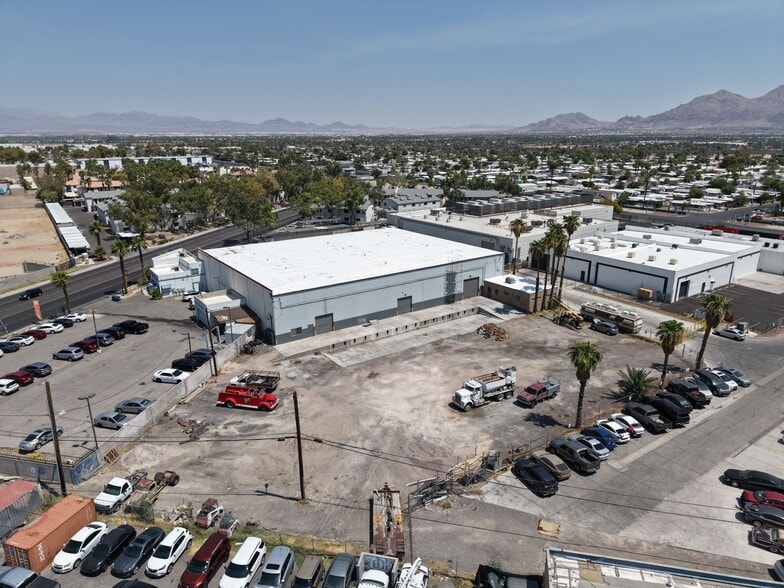 3250 Palm Pky, Las Vegas, NV for lease - Building Photo - Image 2 of 20