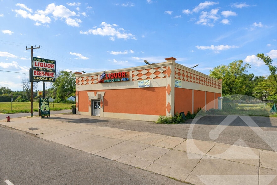 14201 Harper Ave, Detroit, MI for sale - Primary Photo - Image 1 of 7