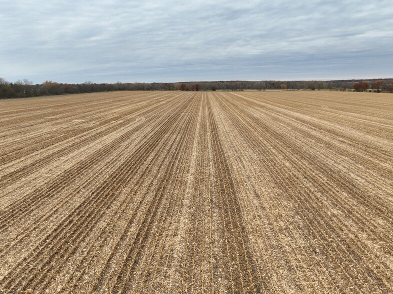 IL Route 75, Durand, IL à vendre - Photo du bâtiment - Image 3 de 7