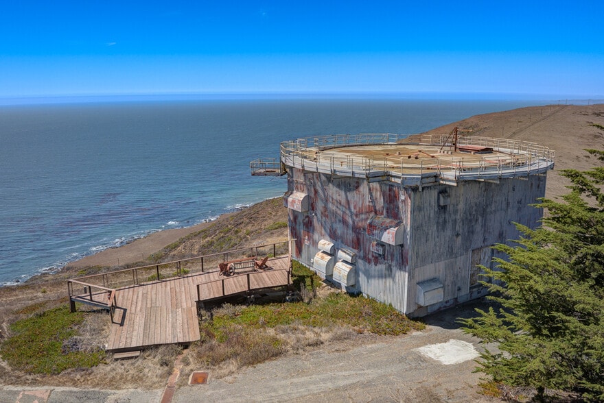 202 Monte Cristo Pl, Cambria, CA for sale - Building Photo - Image 3 of 22