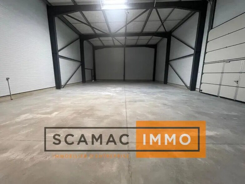 Industrial in Lambesc for lease - Interior Photo - Image 3 of 9