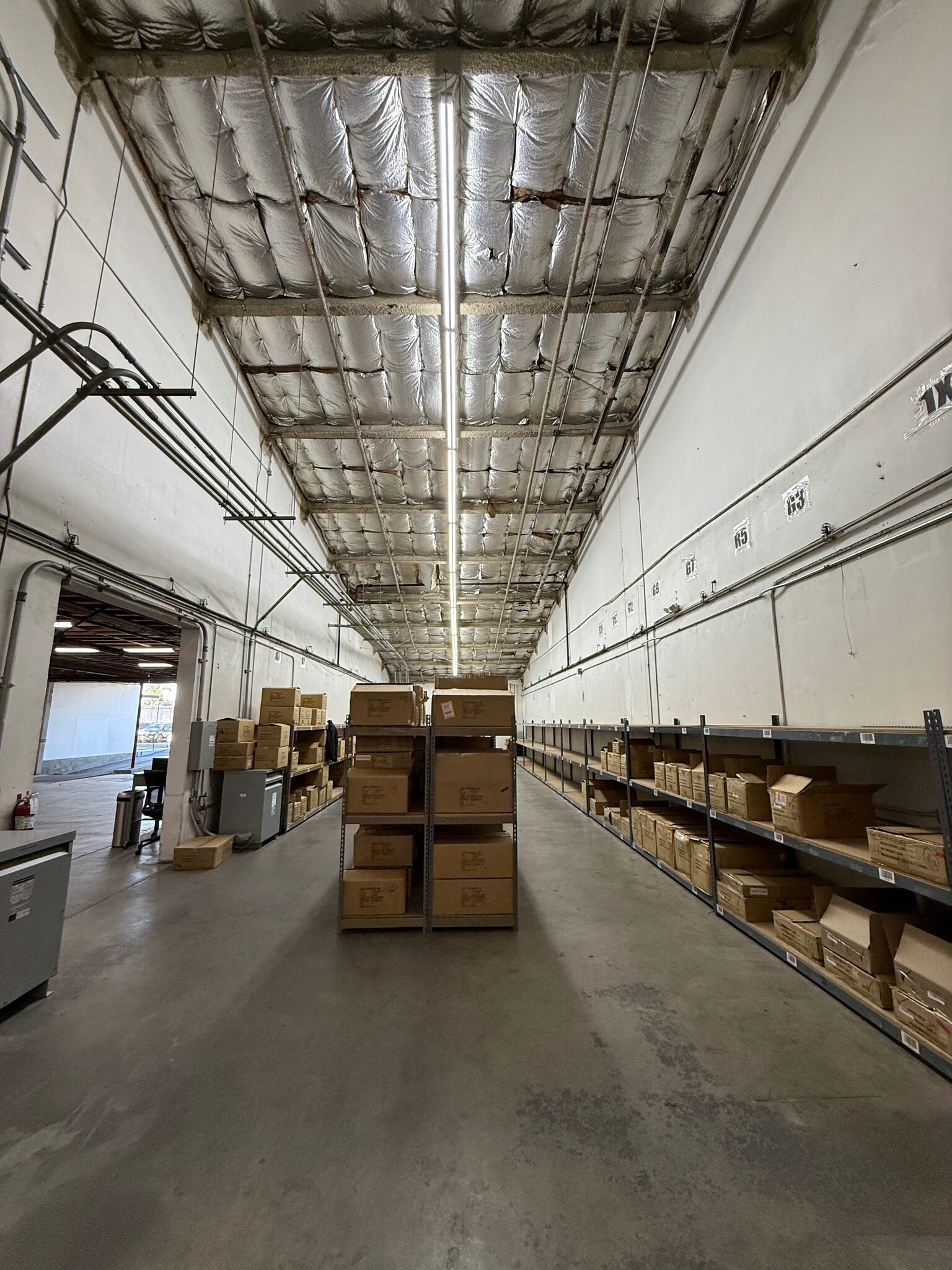 2250 Maple Ave, Los Angeles, CA for sale Interior Photo- Image 1 of 2