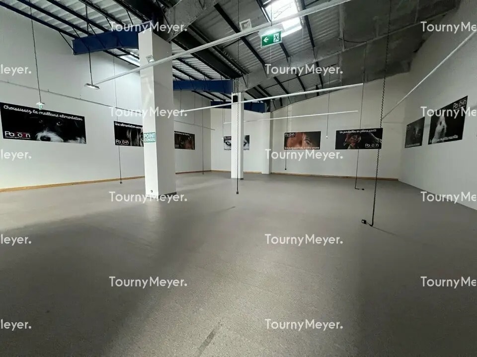 Retail in Bayonne for lease Interior Photo- Image 1 of 5