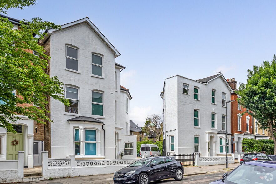 18 Wilberforce Rd, Londres à vendre - Photo du bâtiment - Image 3 de 7