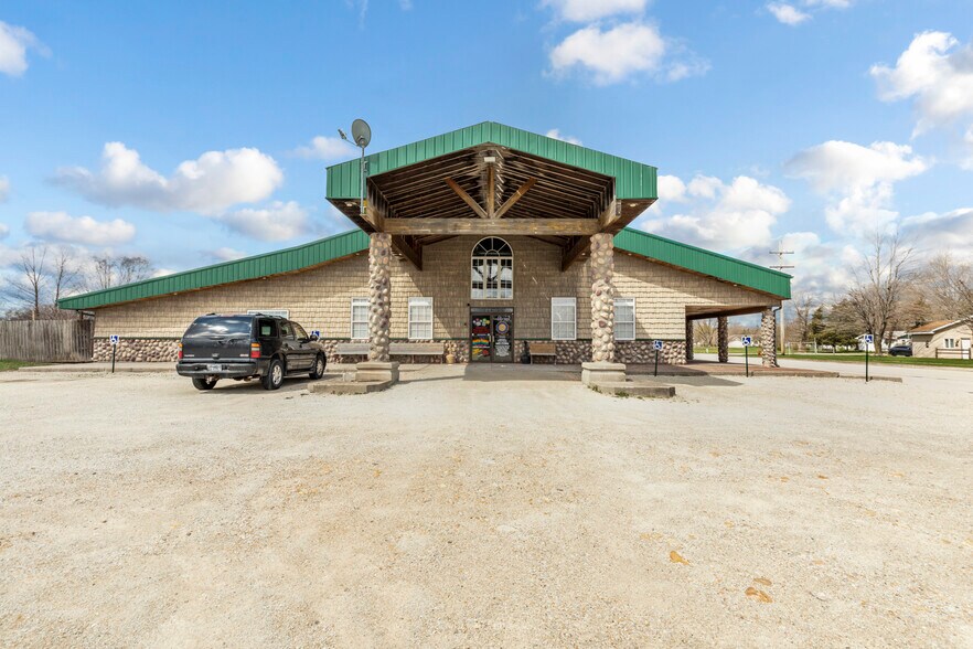 553 W Kennedy Rd, Braidwood, IL à vendre - Photo du bâtiment - Image 2 de 7