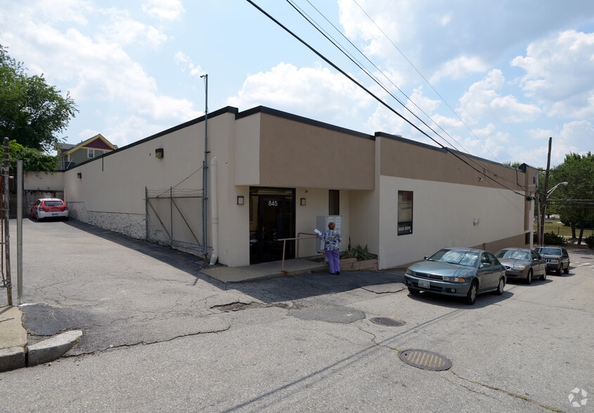 845 N Main St, Providence, RI for sale - Building Photo - Image 2 of 12
