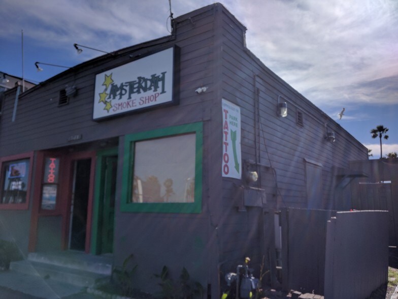 17185 Pacific Coast Hwy, Huntington Beach, CA à vendre - Photo du bâtiment - Image 2 de 4