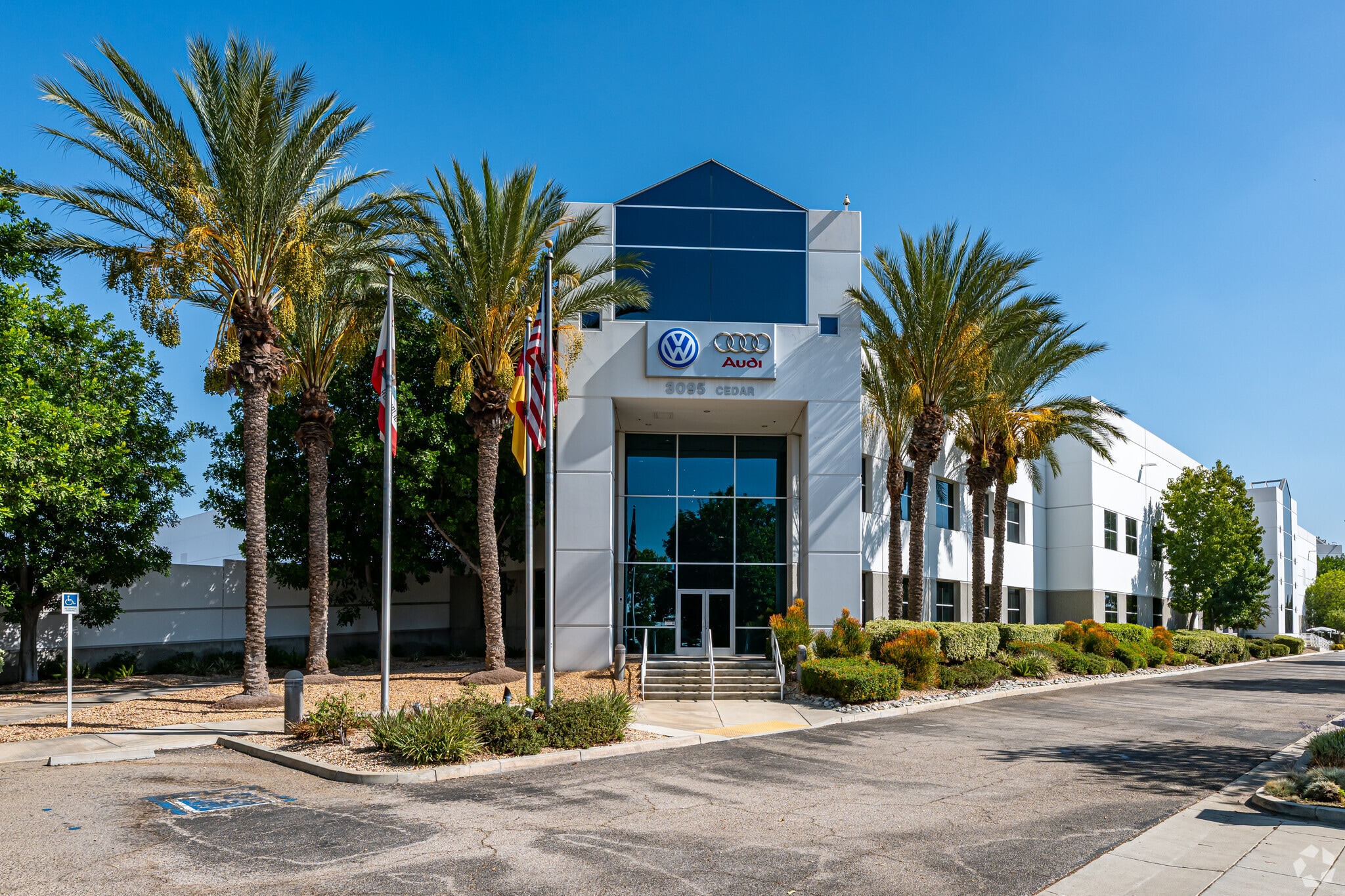 3095 E Cedar St, Ontario, CA for lease Building Photo- Image 1 of 5