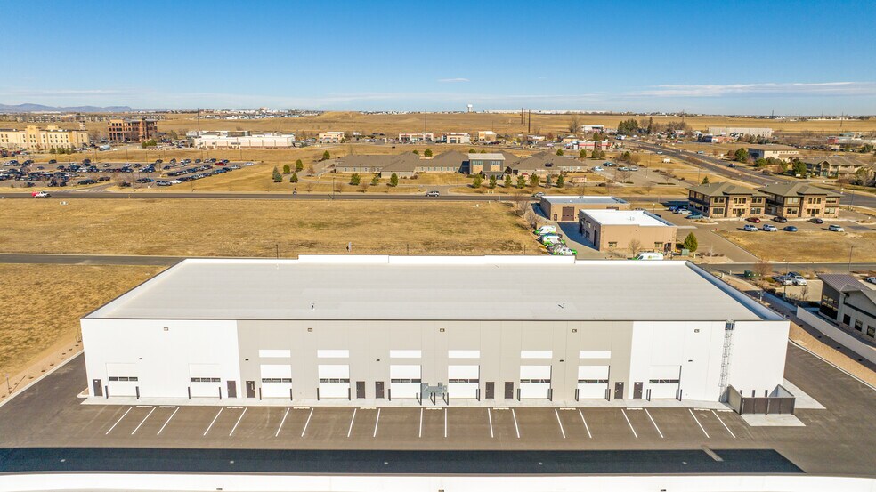 4544 Endeavor Dr, Johnstown, CO à vendre - Photo du bâtiment - Image 2 de 6