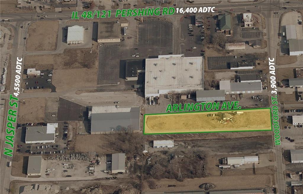 1465 Arlington, Decatur, IL à vendre Photo principale- Image 1 de 3