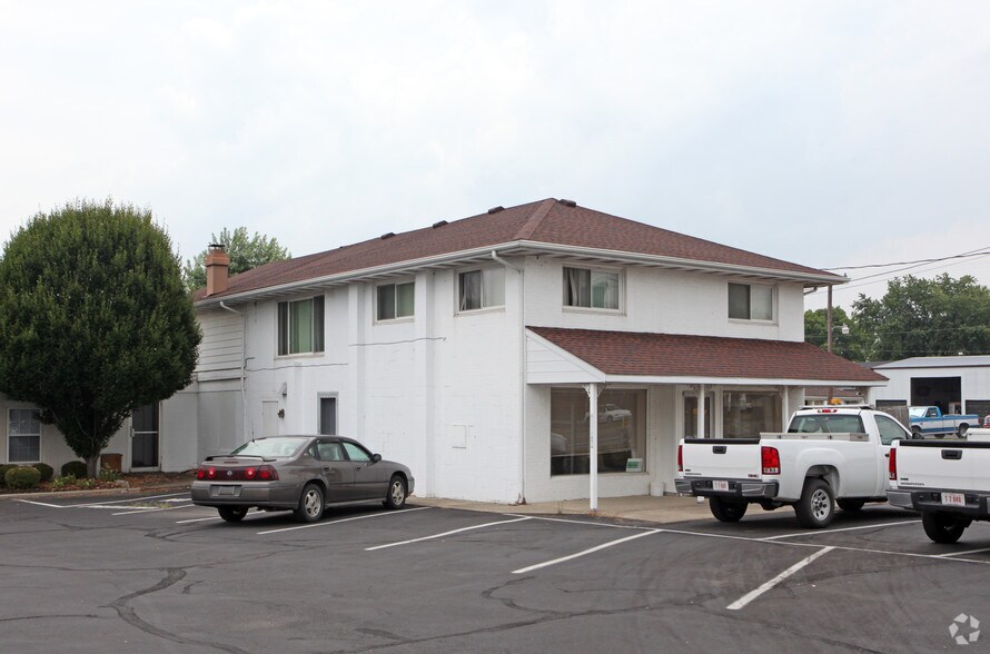 360 E Main St, Enon, OH à louer - Photo principale - Image 1 de 2