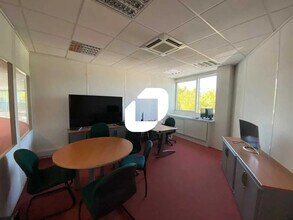 301 Rue Denis Papin, Villefontaine for sale Interior Photo- Image 2 of 2