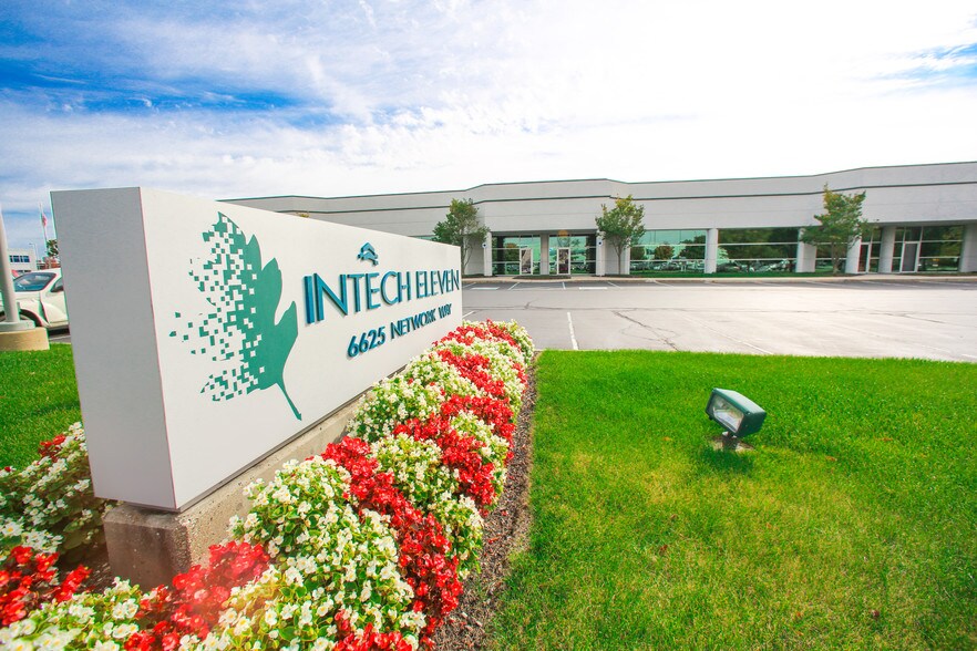 6625 Network Way, Indianapolis, IN à louer - Photo du bâtiment - Image 3 de 8