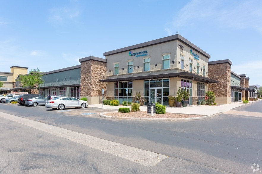 7550 E Greenway Rd, Scottsdale, AZ for lease - Primary Photo - Image 1 of 4