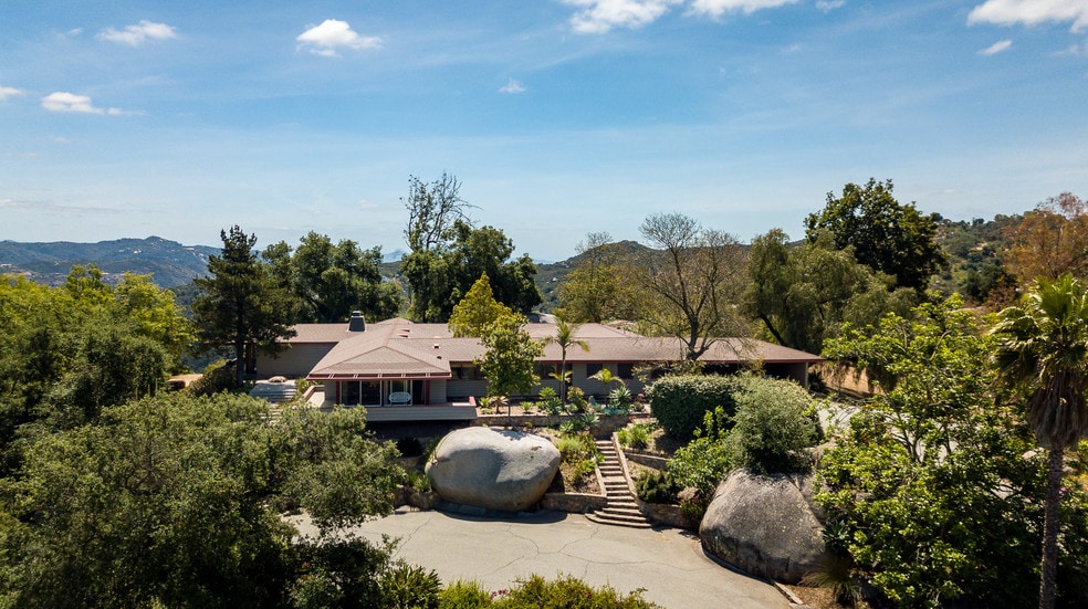 10283 Hidden Meadows Rd, Escondido, CA for sale - Building Photo - Image 3 of 7