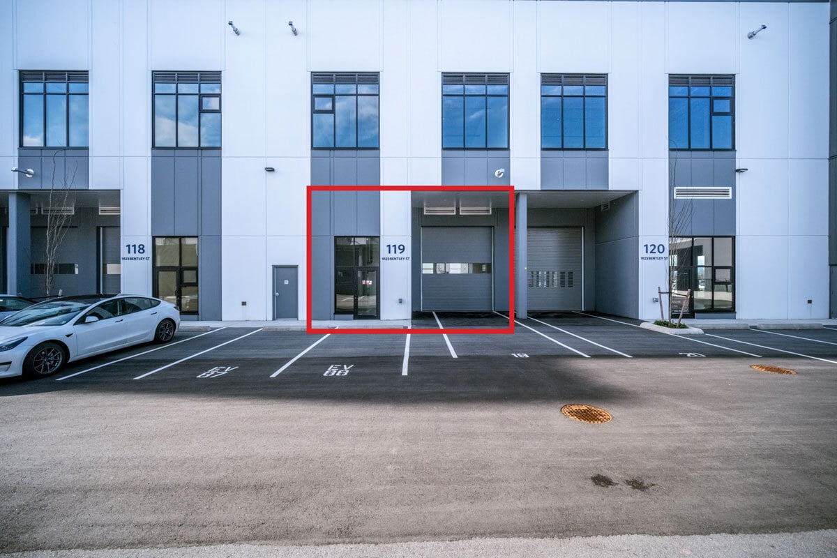 9123 Bentley St, Vancouver, BC à louer Photo intérieure- Image 1 de 8